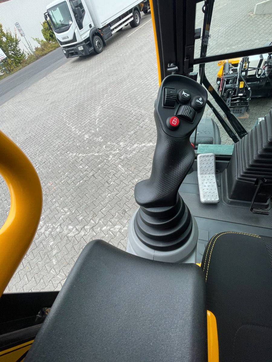 Fahrzeugabbildung JCB Hydradig 110W / POTHOLE PRO / nur 79h! / 2025