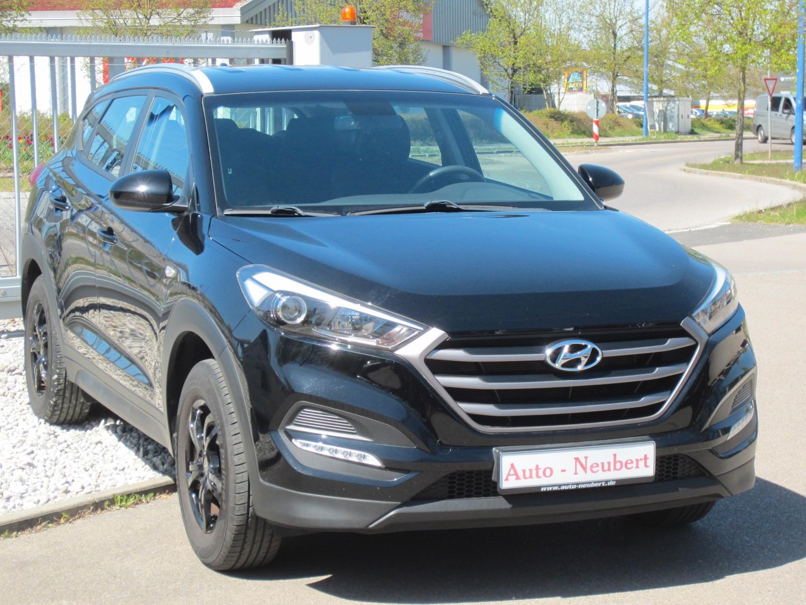 Hyundai Tucson blue Classic 2WD