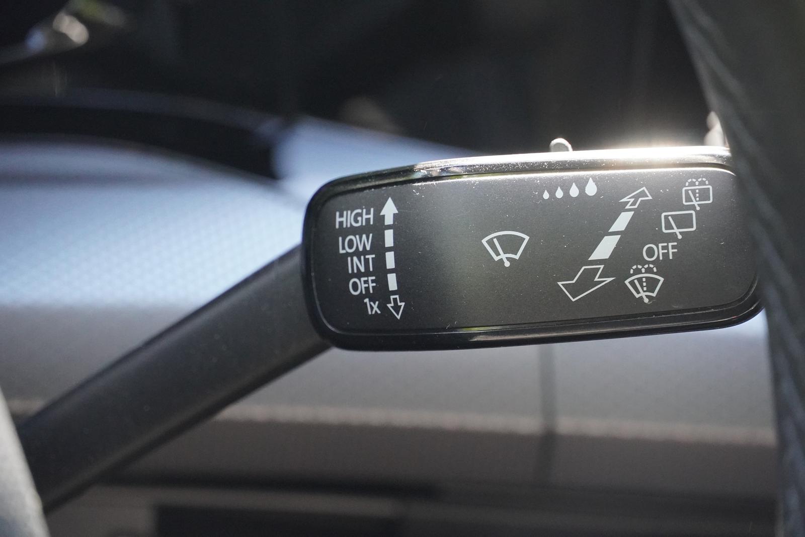 Volkswagen Golf VIII 1.5 TSI Active LED ACC Standheizung, миниатюра 20