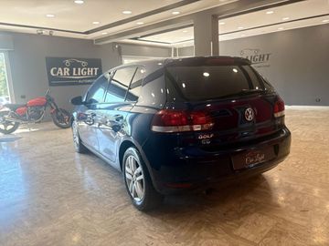 Volkswagen Golf - 5