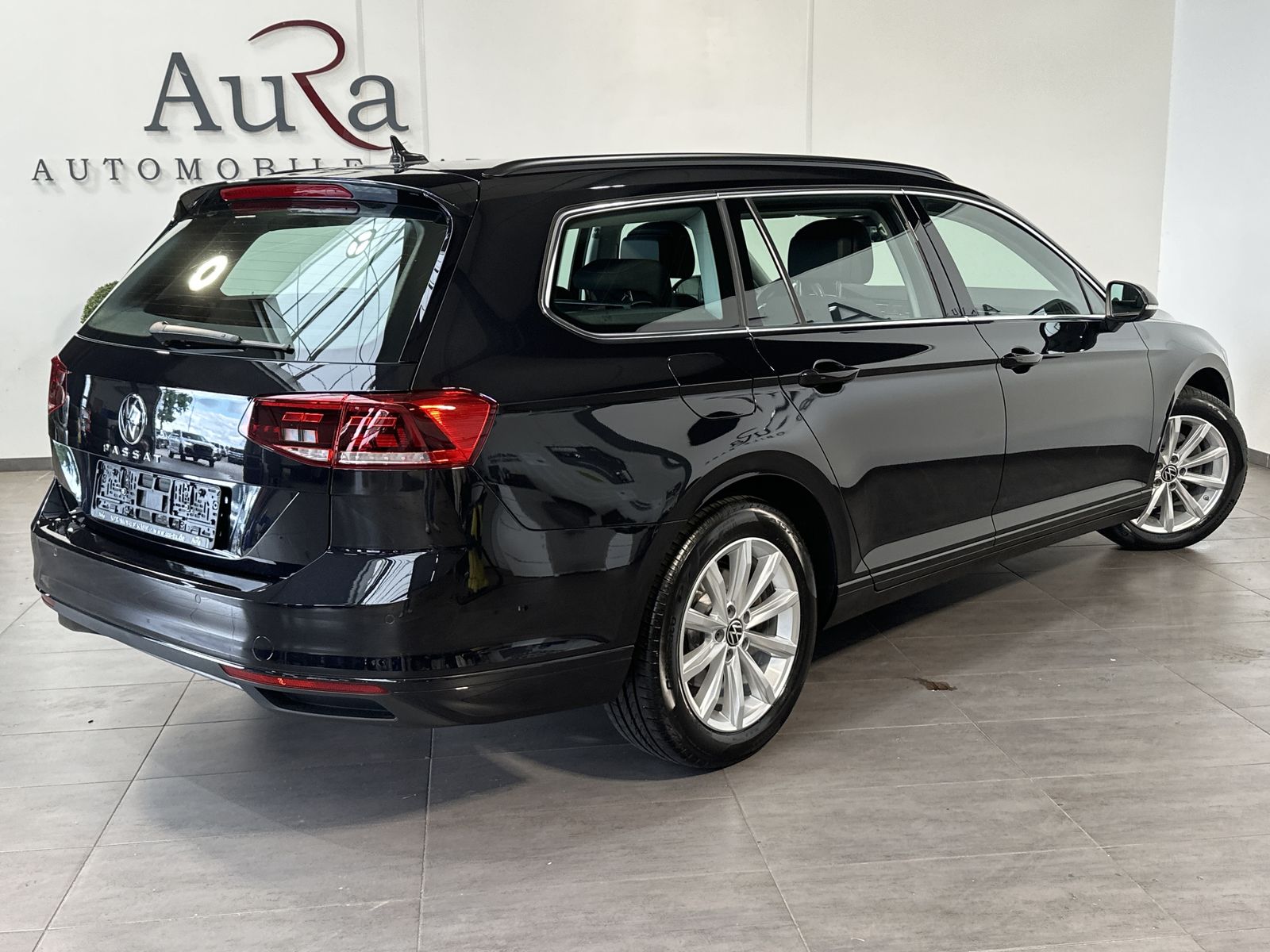 Fahrzeugabbildung Volkswagen Passat Variant 2.0 TDI DSG Business NAV+LED+360°
