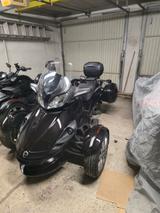 Can-Am Spyder ST Limited  - CAN-AM TRIKE SPYDER