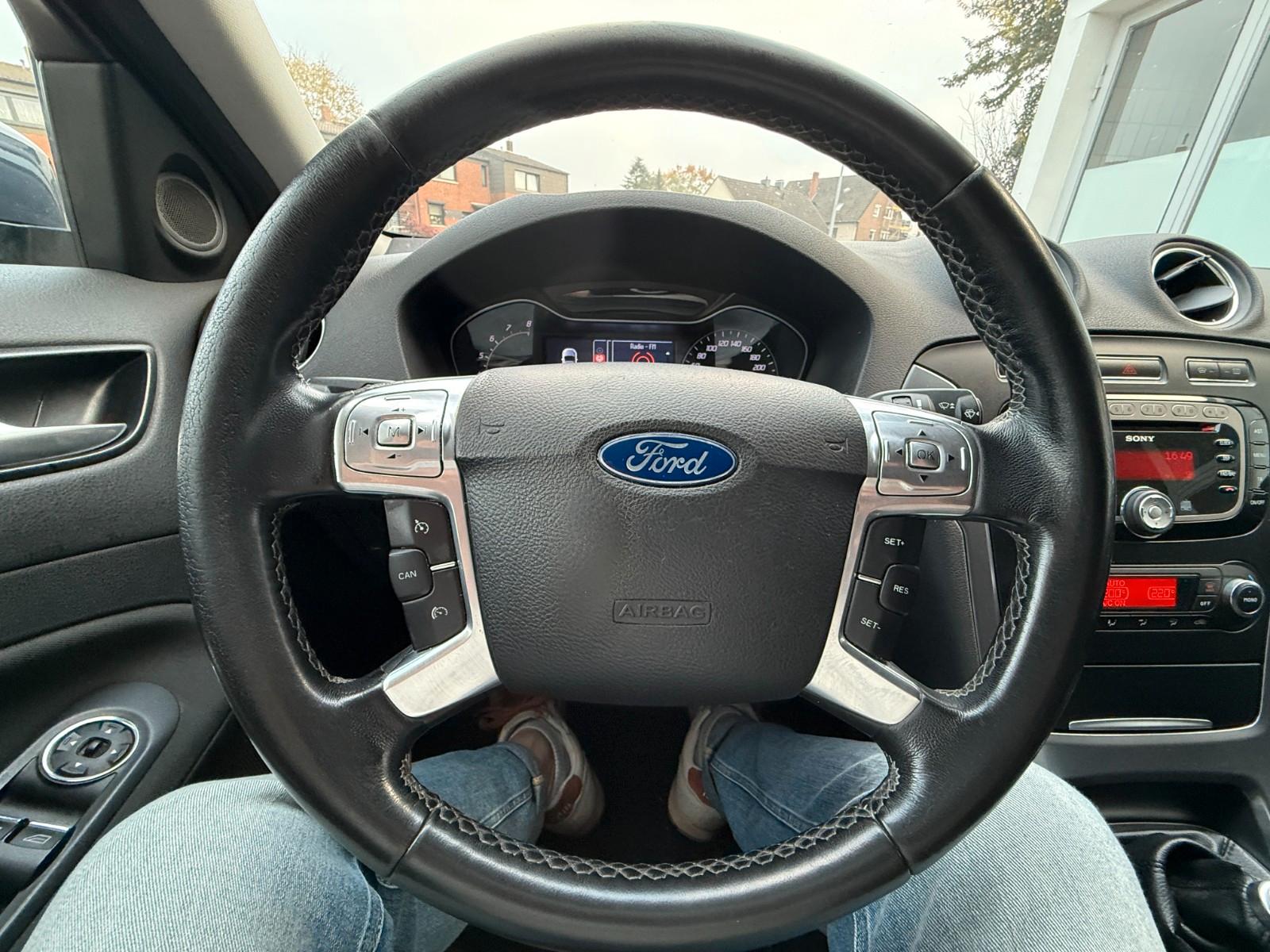 Ford Mondeo 2011 — photo 15
