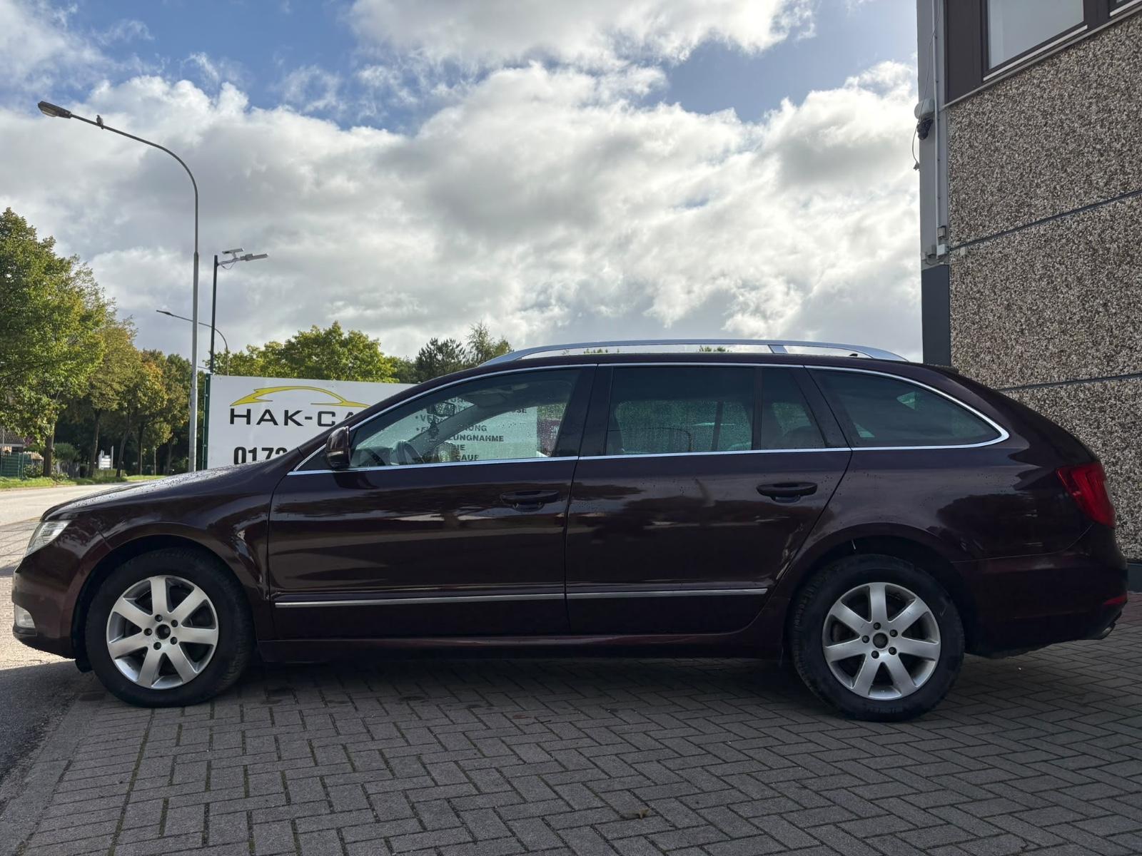 Skoda Superb Combi Elegance/ Automatik