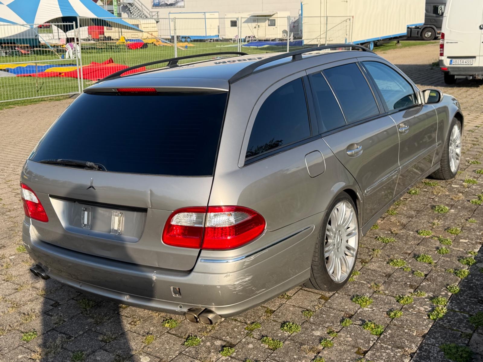 Mercedes-Benz E320 2006 — photo 6