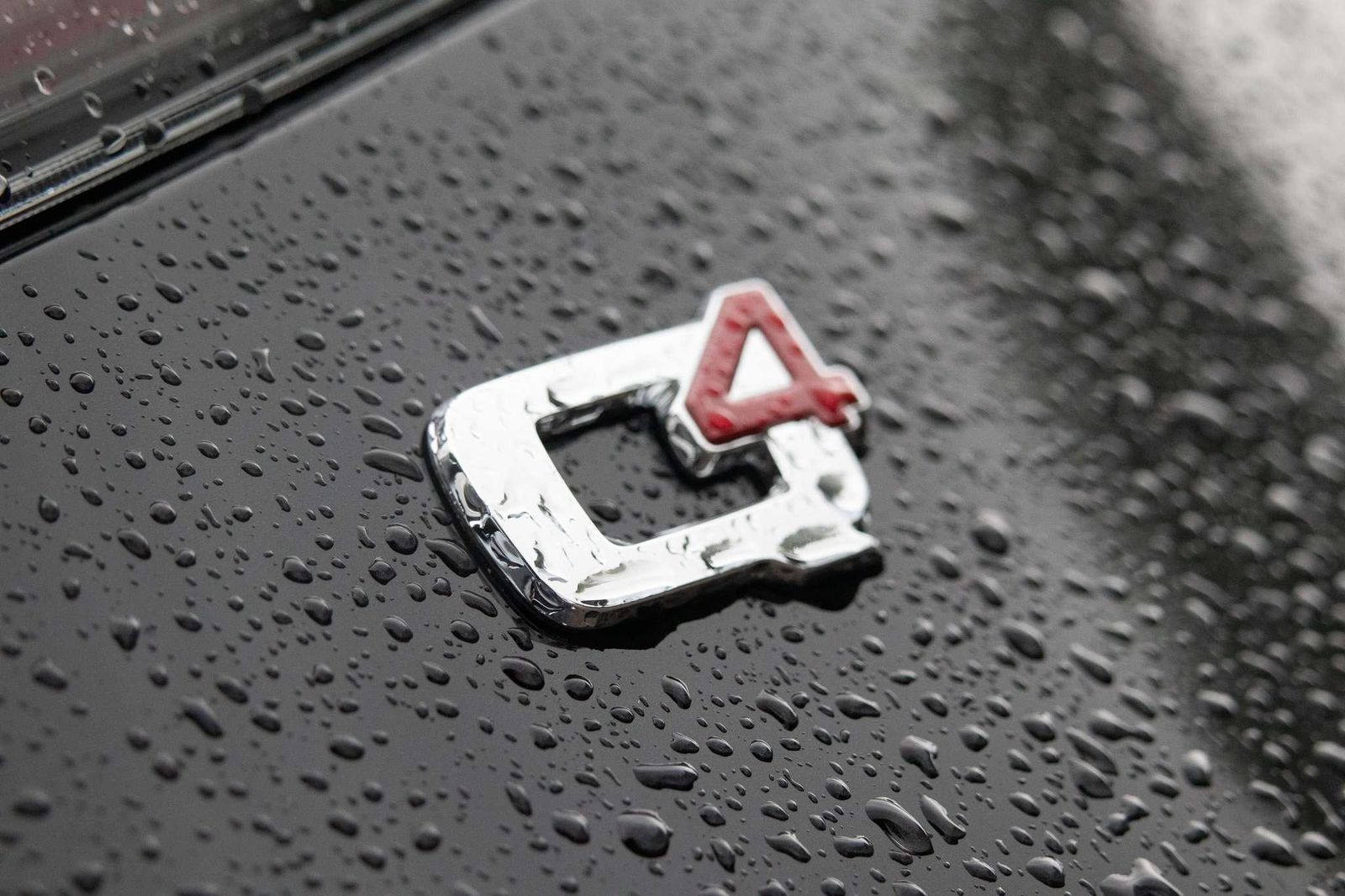 Fahrzeugabbildung Alfa Romeo Stelvio Quadrifoglio 2,9l Q4 vom AR Vertragshänd
