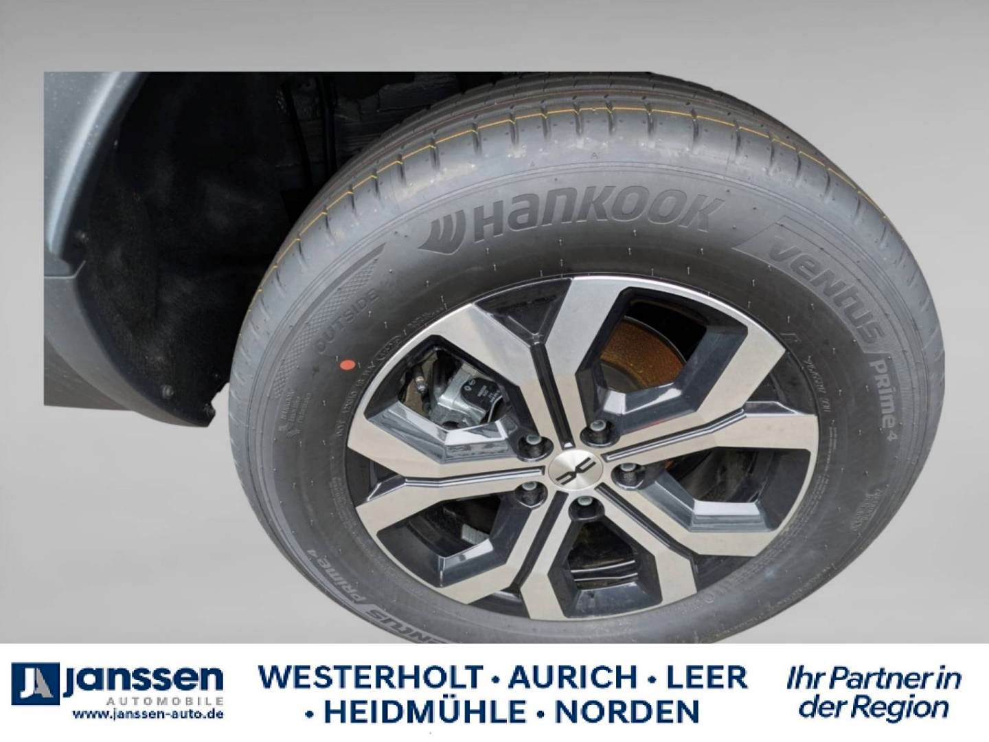 Fahrzeugabbildung Dacia Bigster Expression TCe 140