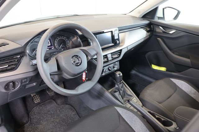 Skoda Kamiq Active 1.0 TSI CARPLAY+FRONT+LED+LANE