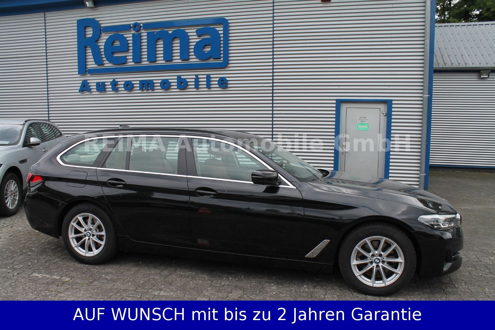 Fahrzeugabbildung BMW 520i  Touring Automatik, LED, Leder, Navi
