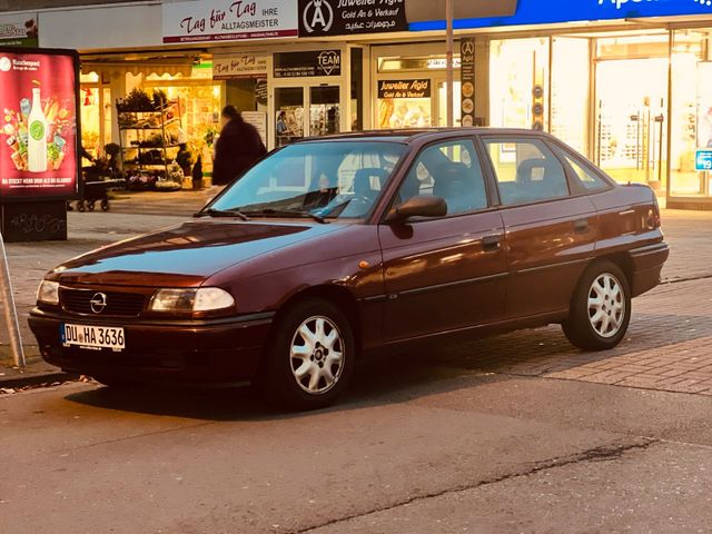 Opel OPEL ASTRA F 1.6 LUMOSİNE  TÜV 2026 