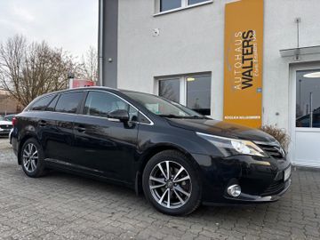 Toyota Avensis - 1
