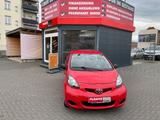 Toyota Aygo Basis / Navigation / Allwetterräder - Toyota aus 2009: Aygo