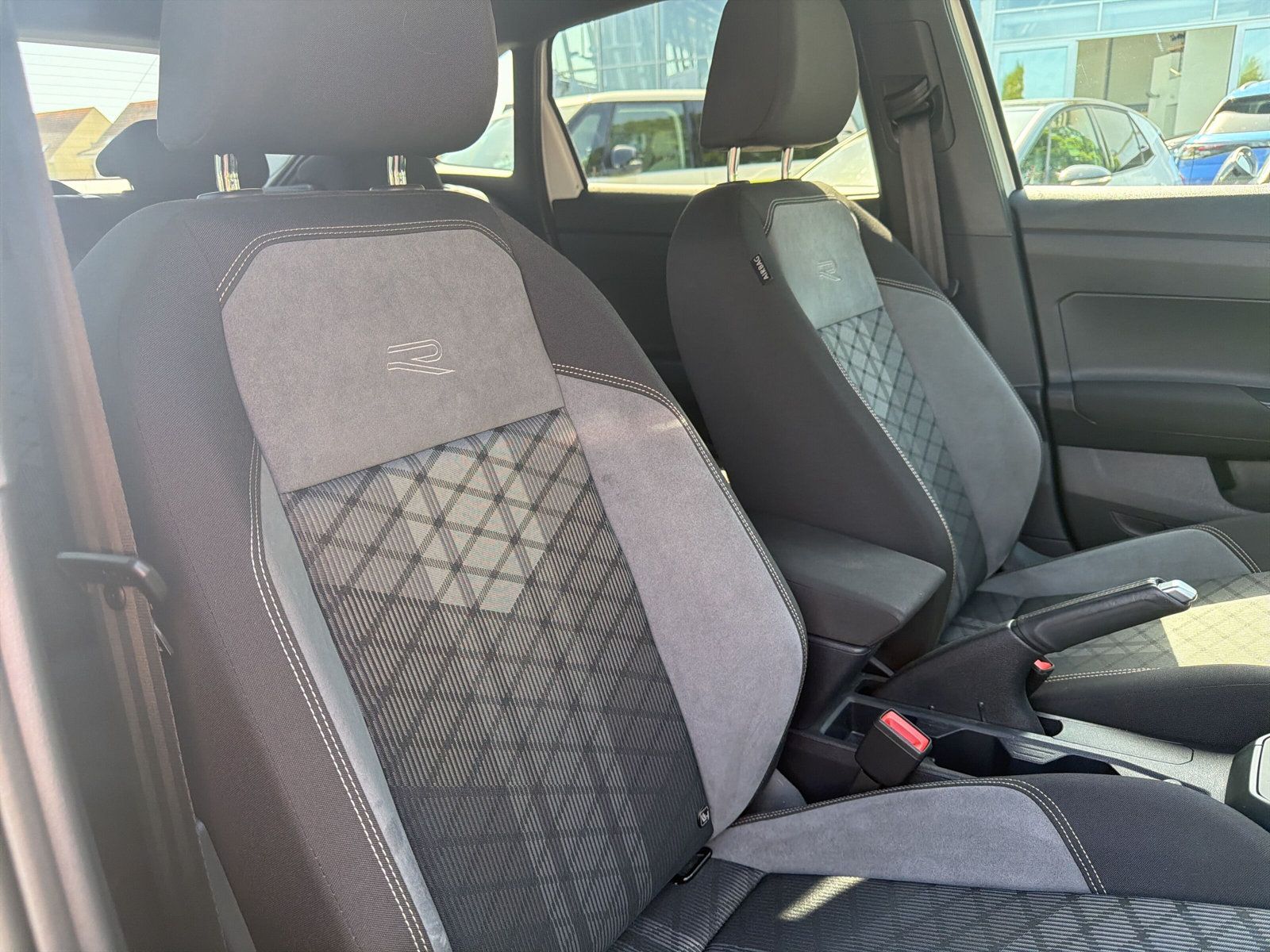 Taigo R-Line TSi Navi Black Style Matrix R-Line