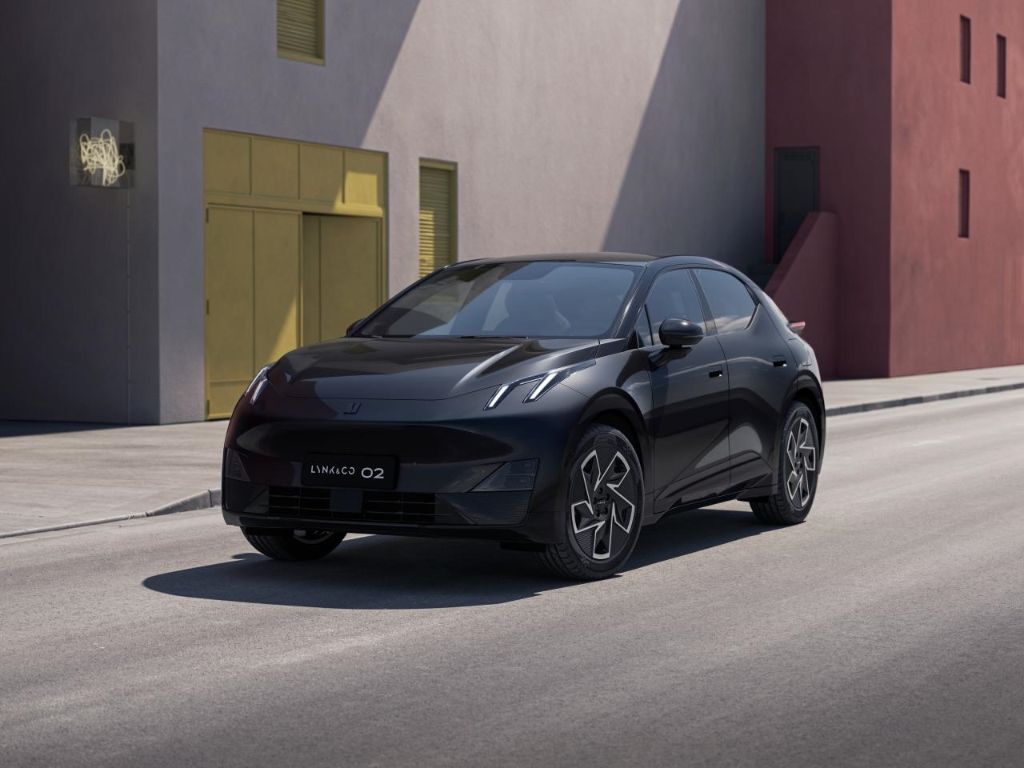 Lynk & Co 02