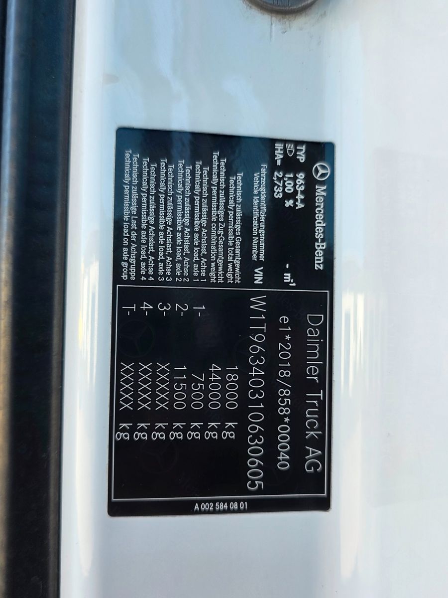 Fahrzeugabbildung Mercedes-Benz Actros 1846 LS Hydraulik, ADR, 2 x Nebenantrieb