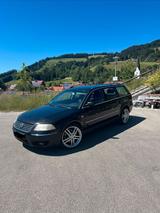 Volkswagen VW Passat W8 - Volkswagen Passat Variant: W8