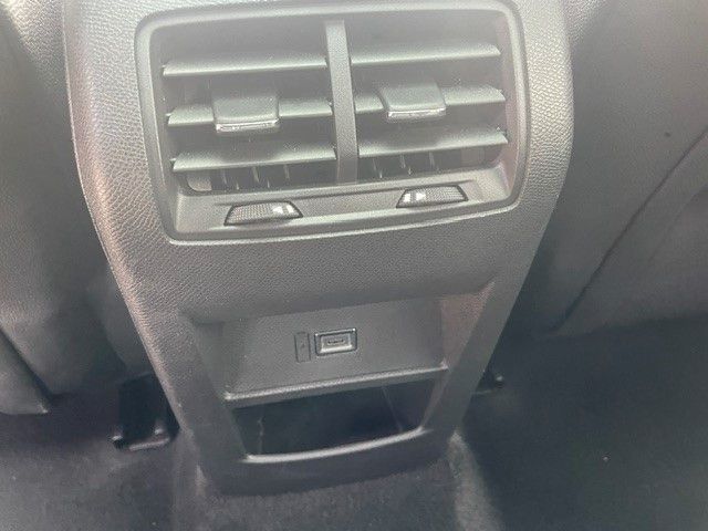 Fahrzeugabbildung Opel Astra L ST GS 1.2 Turbo+Schiebedach+Head-Up+Navi
