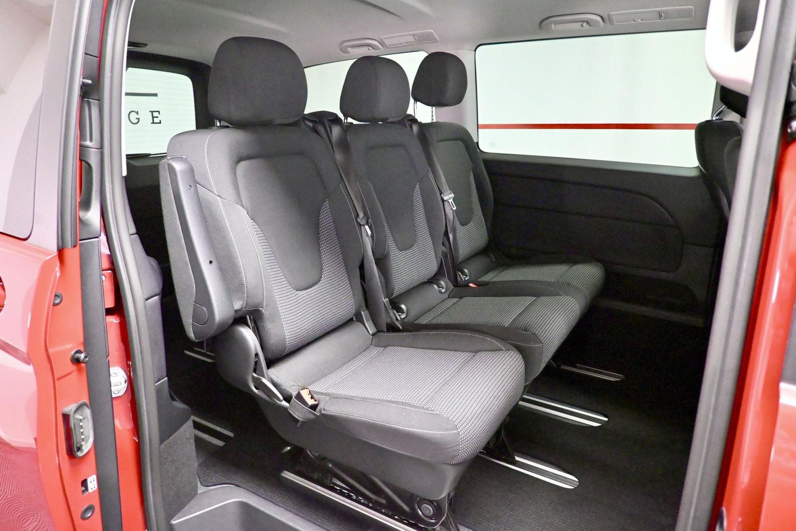 Mercedes-Benz V 220 d Rise lang foto 9