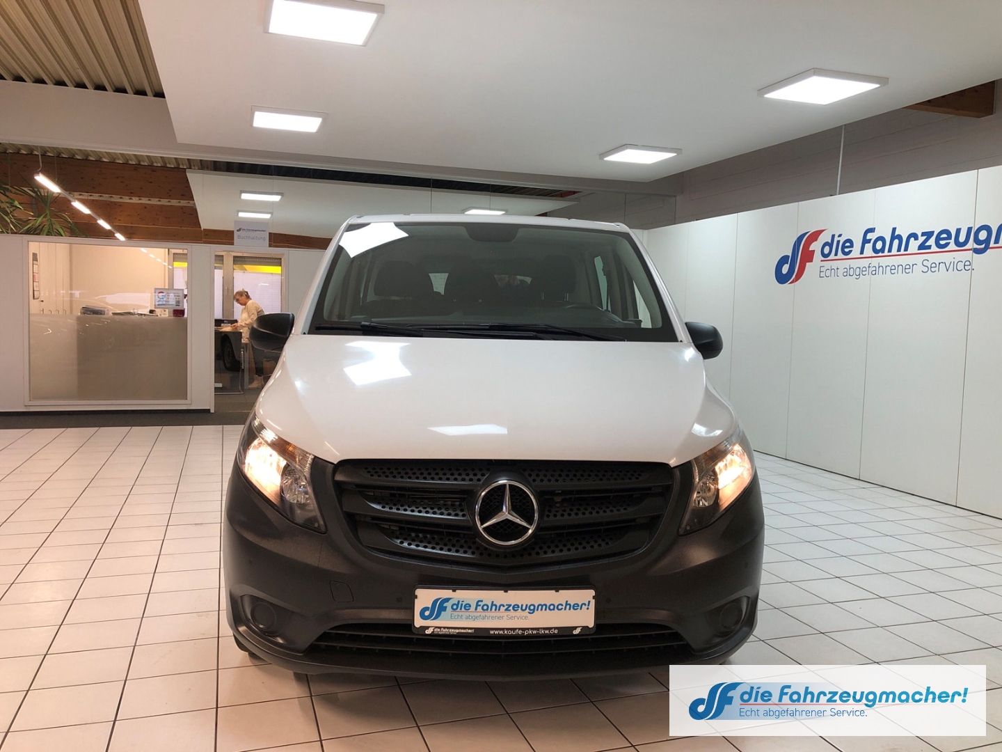 Fahrzeugabbildung Mercedes-Benz Vito Mixto 116 CDI, BT 4MATIC extralang BlueTEC