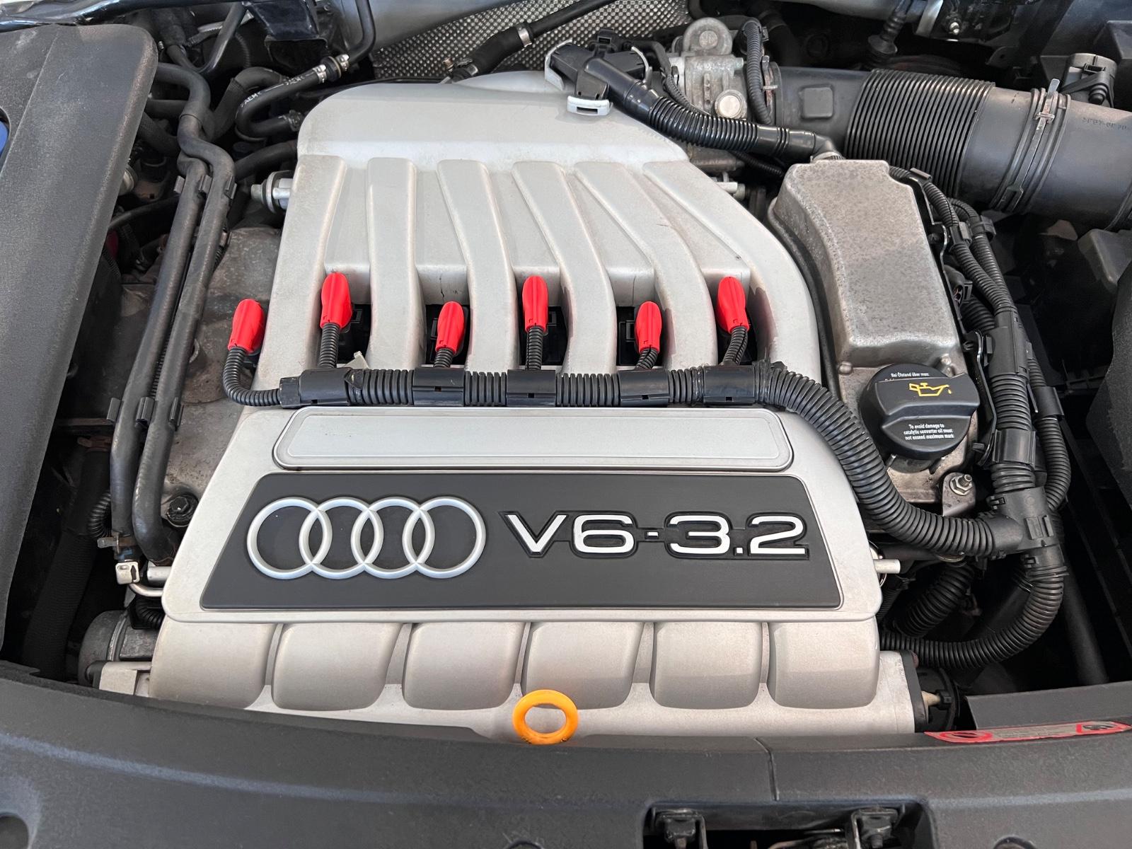 Audi TT Coupe 3.2 V6 DSG quattro BOSE NAVI KETTEN NEU