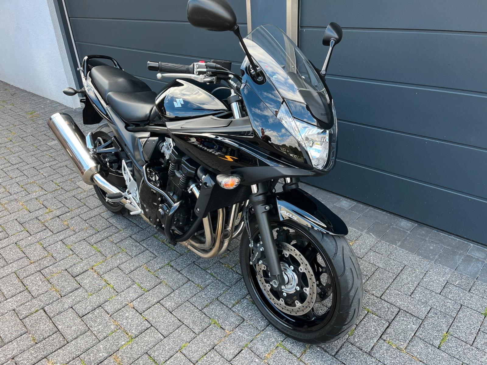 Suzuki GSF650 S ABS Bandit nur 12800 Km
