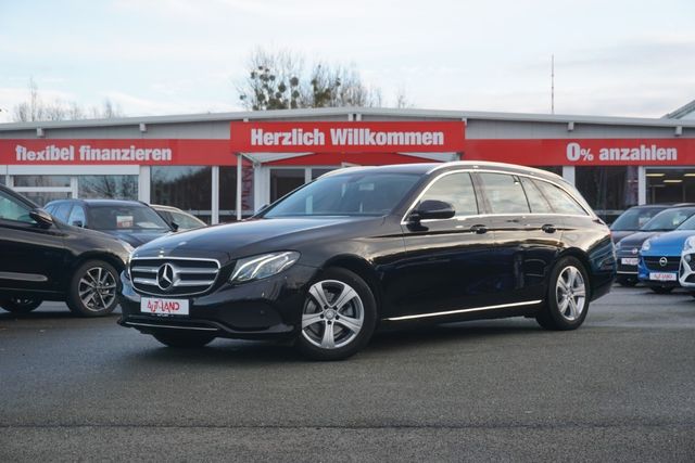 Mercedes-Benz E200 T Avantgarde Totwinkel Kamera LED Navi PDC