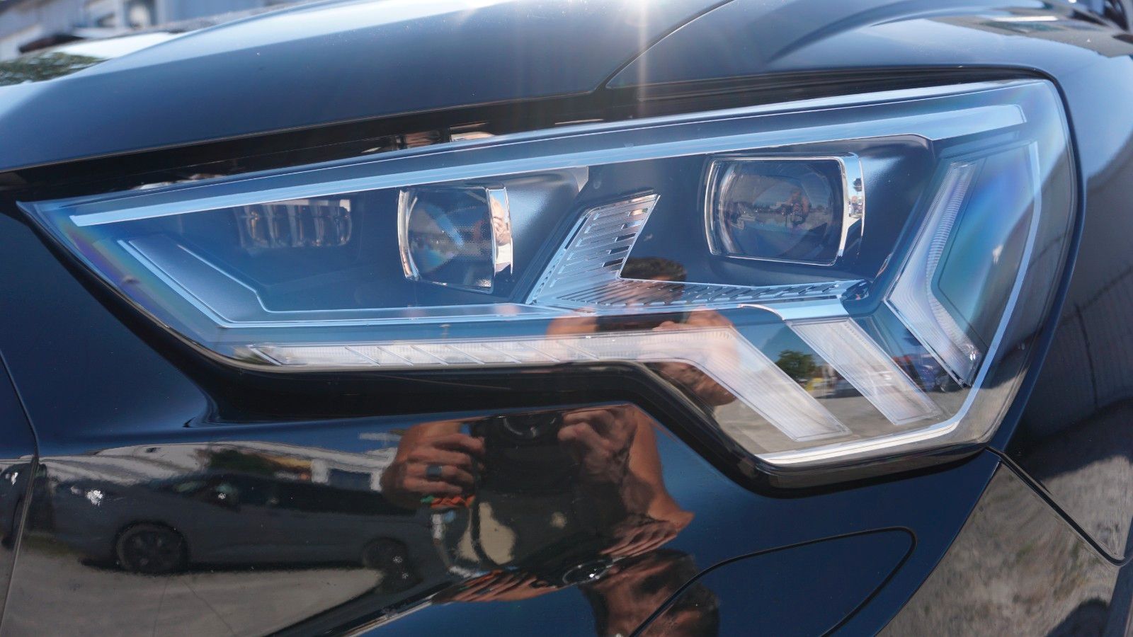Fahrzeugabbildung Audi Q3 35 TFSI S Line Black Paket,LED,Navi,ACC,AHK