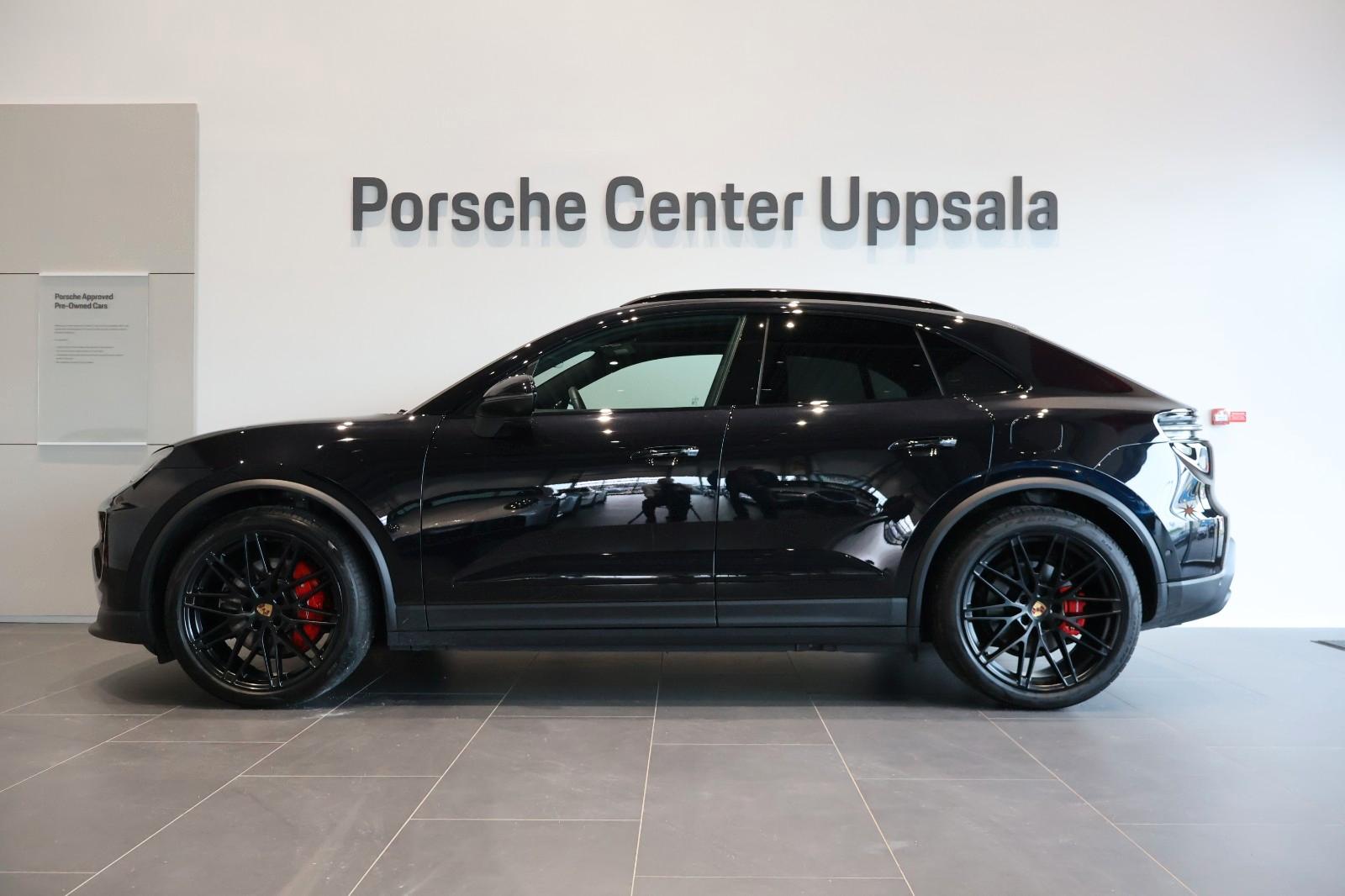 Porsche Macan Electric 4 S