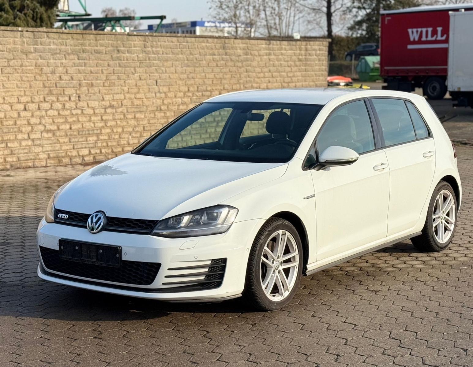 Volkswagen Golf 7 2.0 TDI DSG BMT GTD