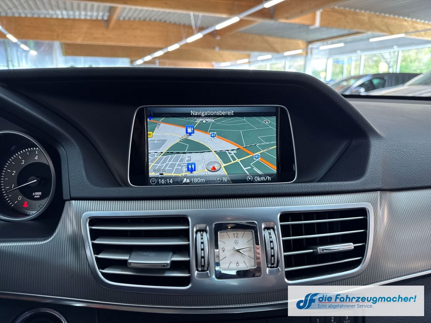 Fahrzeugabbildung Mercedes-Benz E 200 CGI BlueEf.Avantgarde LED Klimaaut Ambient