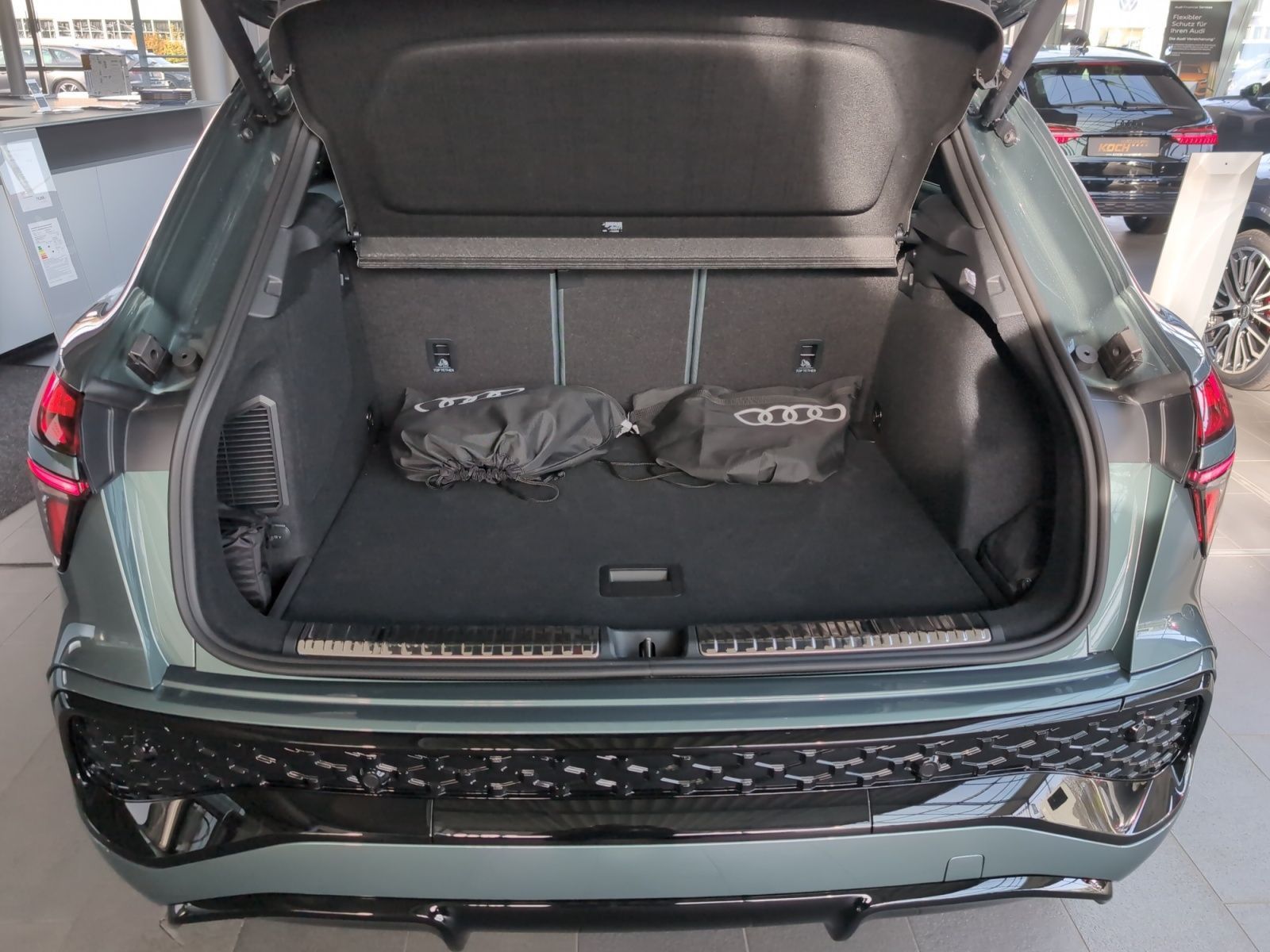 Audi Q3 SUV e-hybrid 200 kW S tronic foto 14