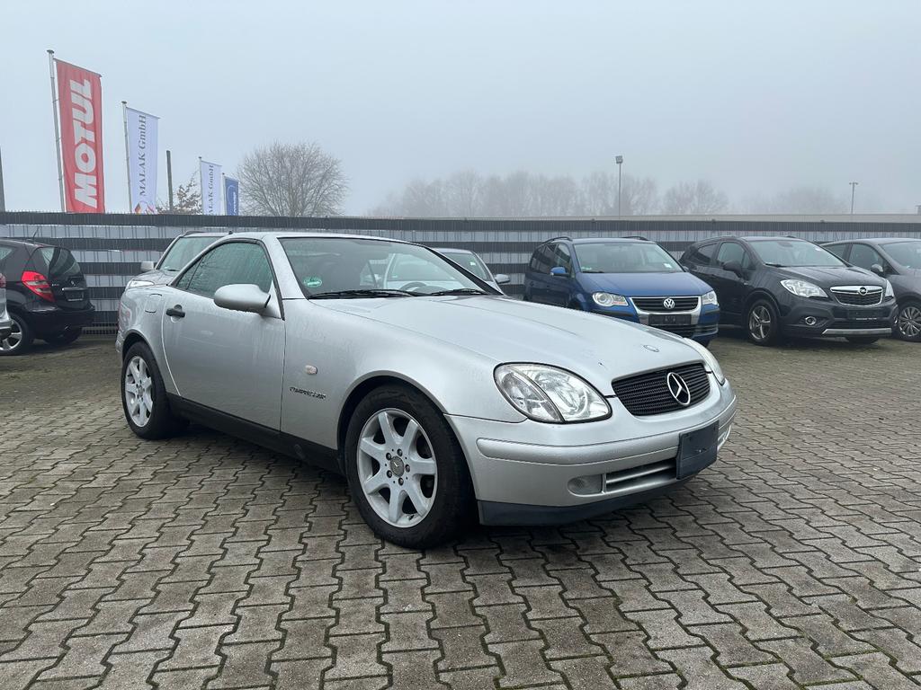 Mercedes-Benz SLK 230