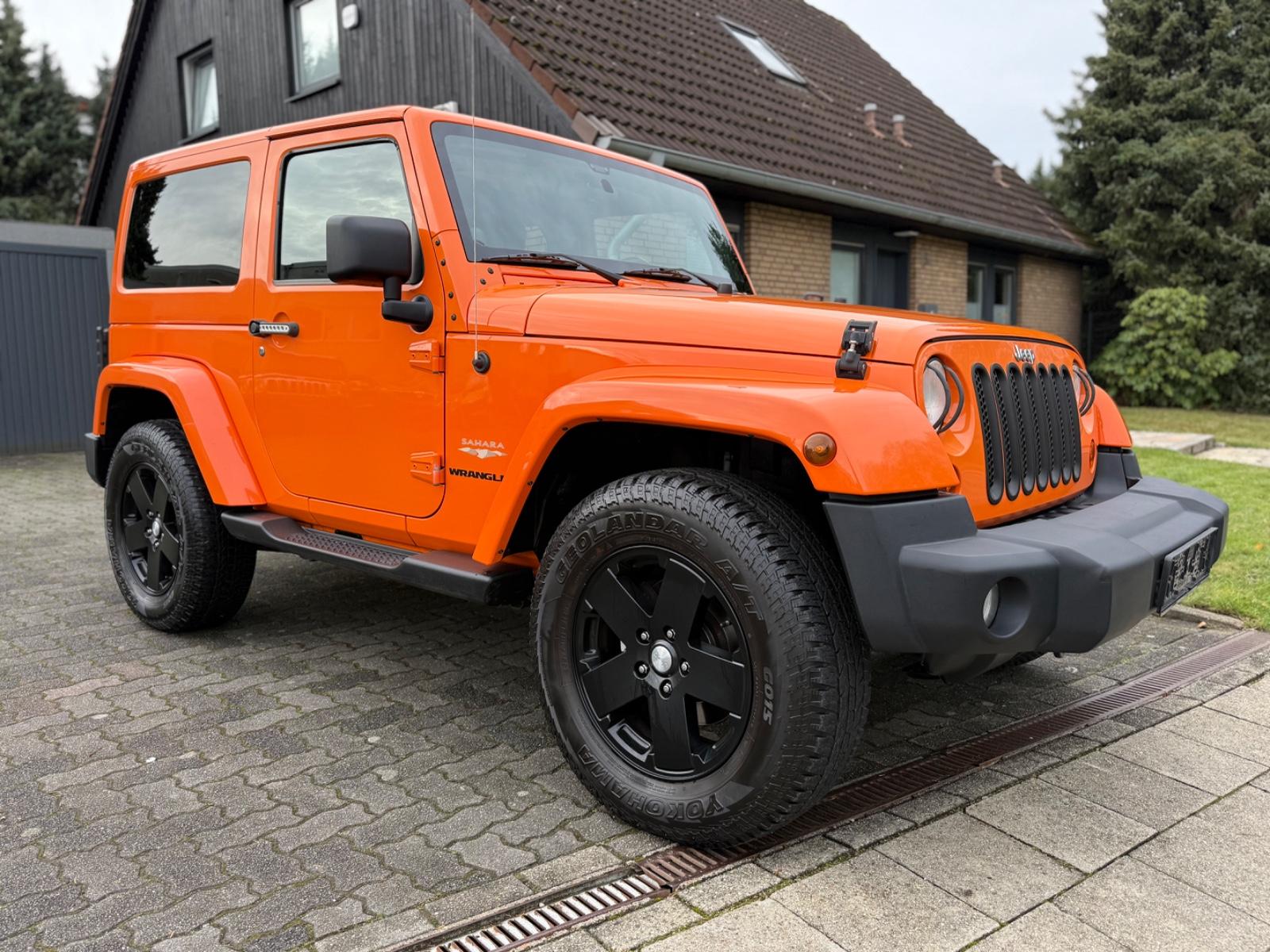Jeep Wrangler 2,8 CRD SAHARA DUALTOP AHK LEDER AUTOM.