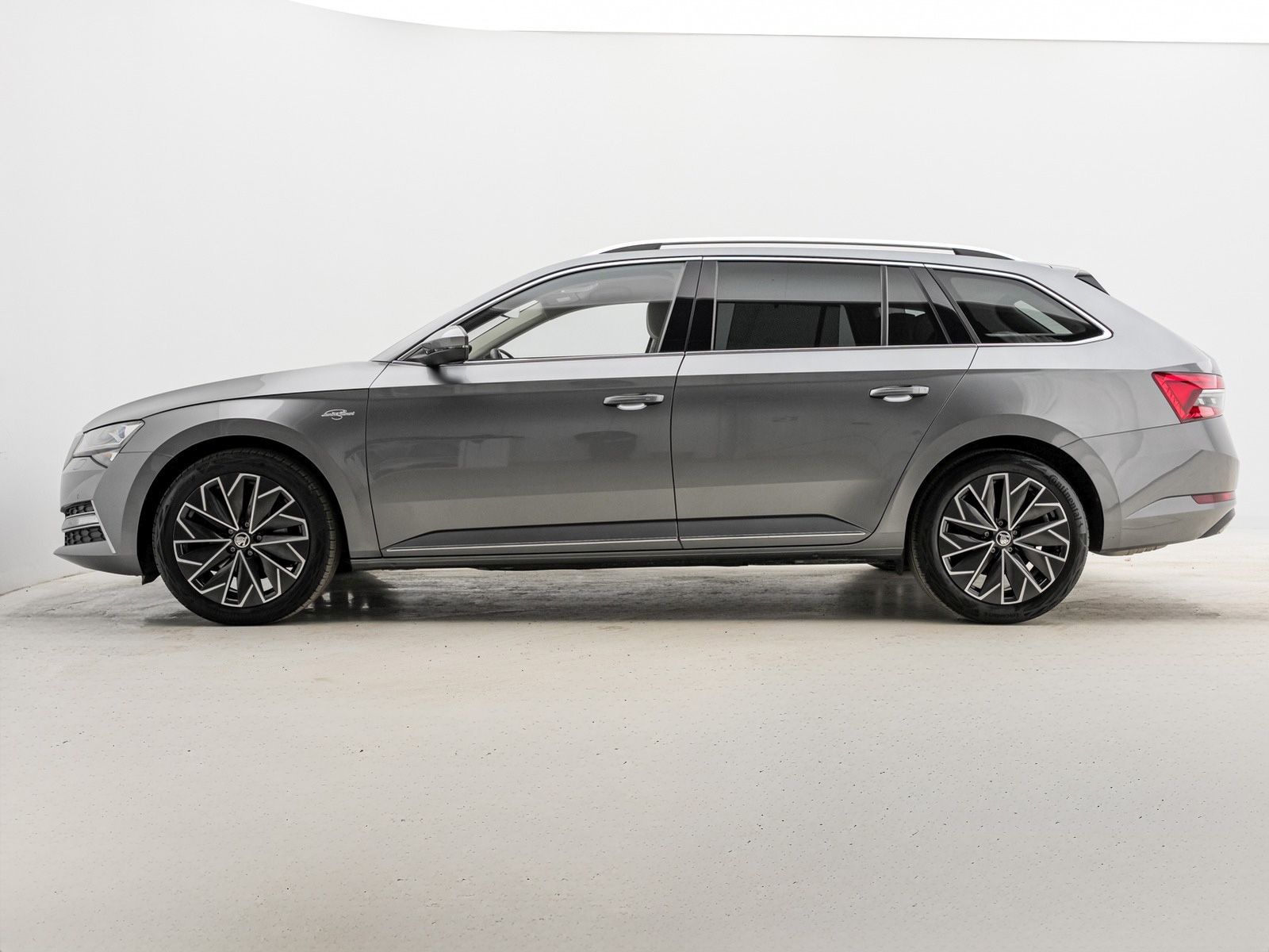 Skoda Superb - Bild 7