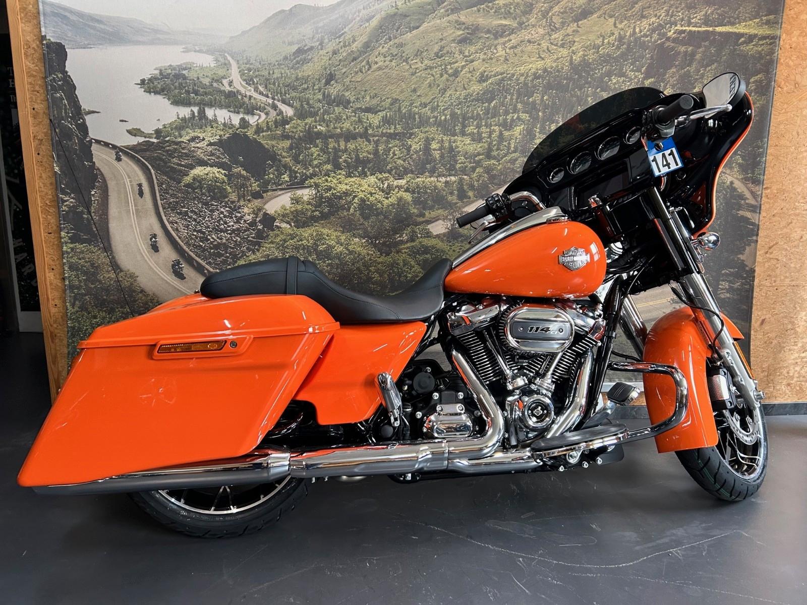 Harley-Davidson | FLHXS | Street Glide Special