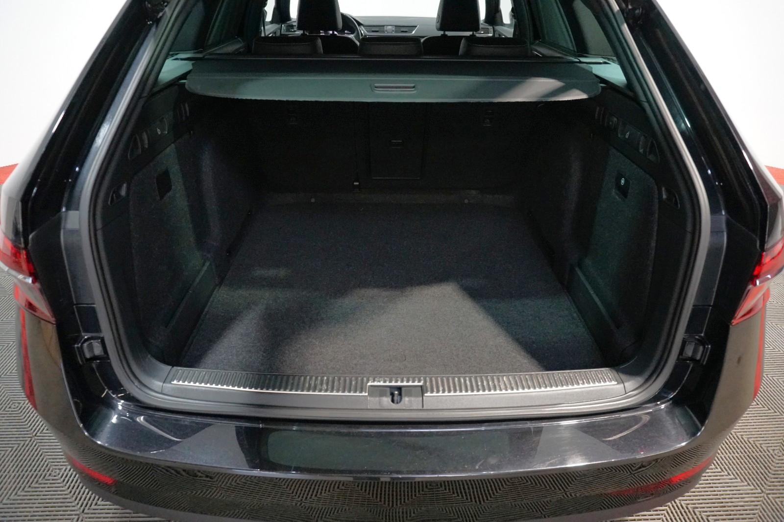 Skoda Superb Combi L&K 2.0 TDI *MATRIX*LEDER*, миниатюра 26