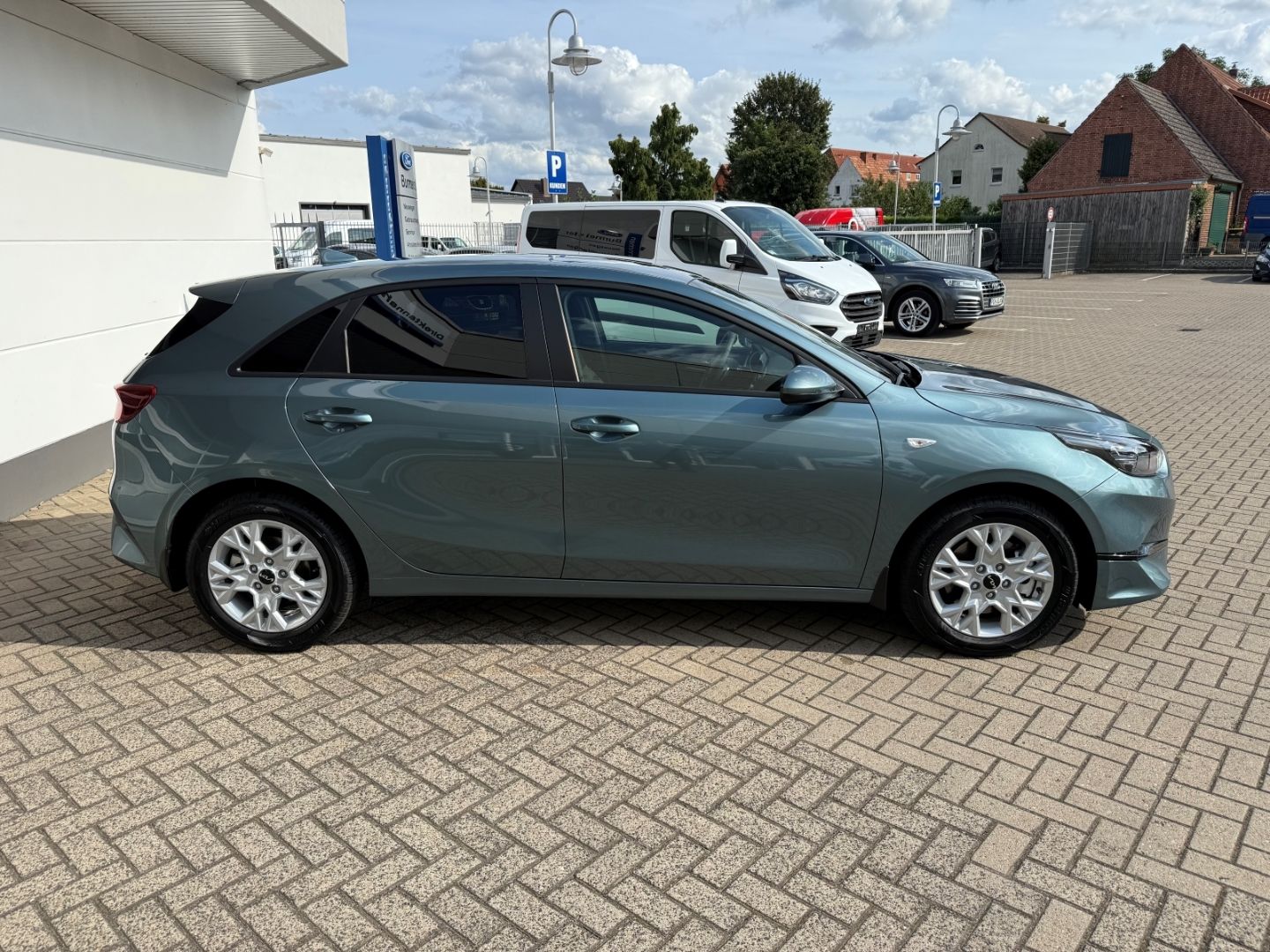 KIA Ceed 1.5 Mild-Hybrid EU6e 1,5 T-GDI LX Plus SPEC - Image 7