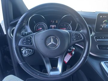 Mercedes V 250 - 10