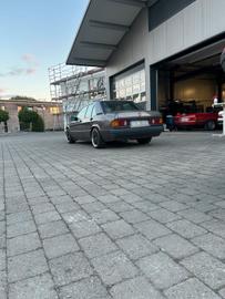 صورة 5 لـ 1985 Mercedes-BENZ E 280