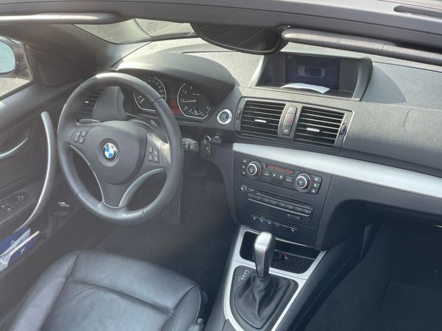 BMW 120i Cabrio -