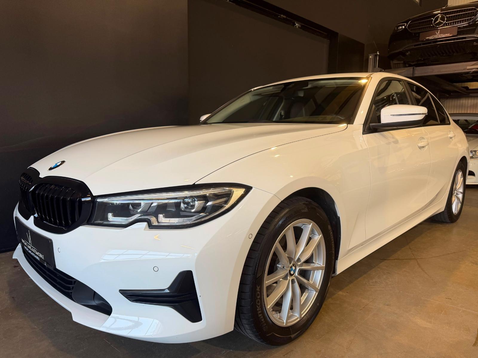 BMW 320d Advantage KAMERA/LED/LEDER/S-DACH/S-SITZE