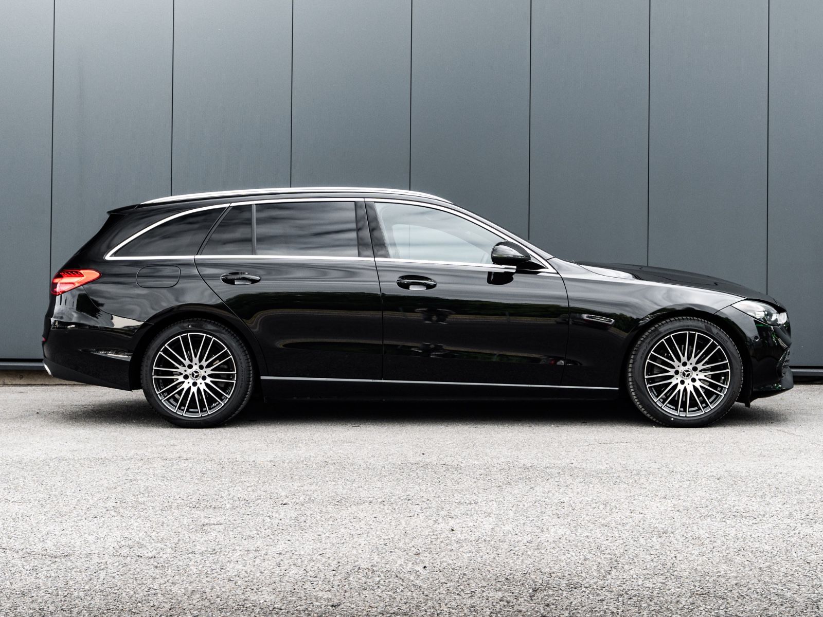 Mercedes-Benz C 300 T-Modell Avantgarde Abstandstempomat Sound foto 16