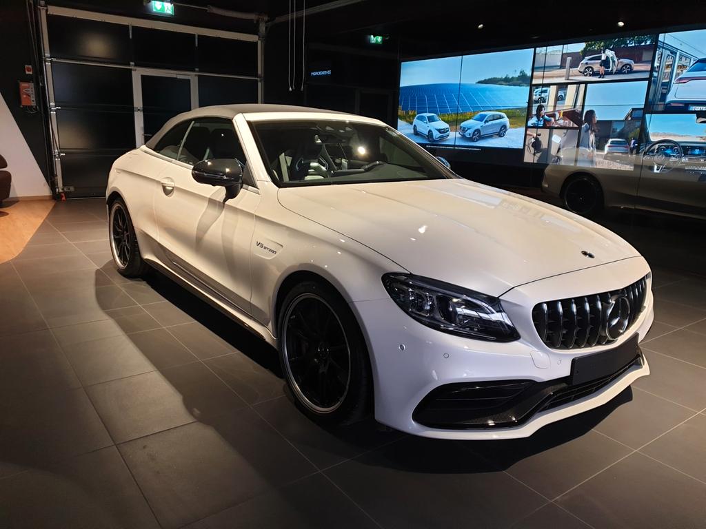 Mercedes-Benz C 63 AMG