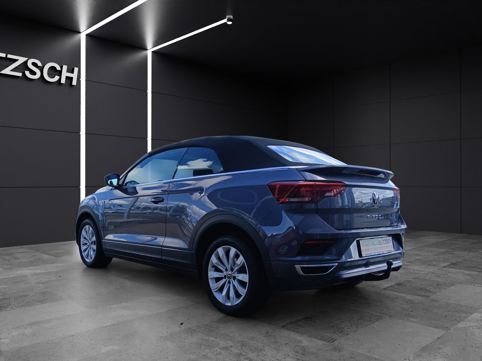 Fahrzeugabbildung Volkswagen T-Roc Cabriolet TSI R-line DSG LED AHK Navi ACC