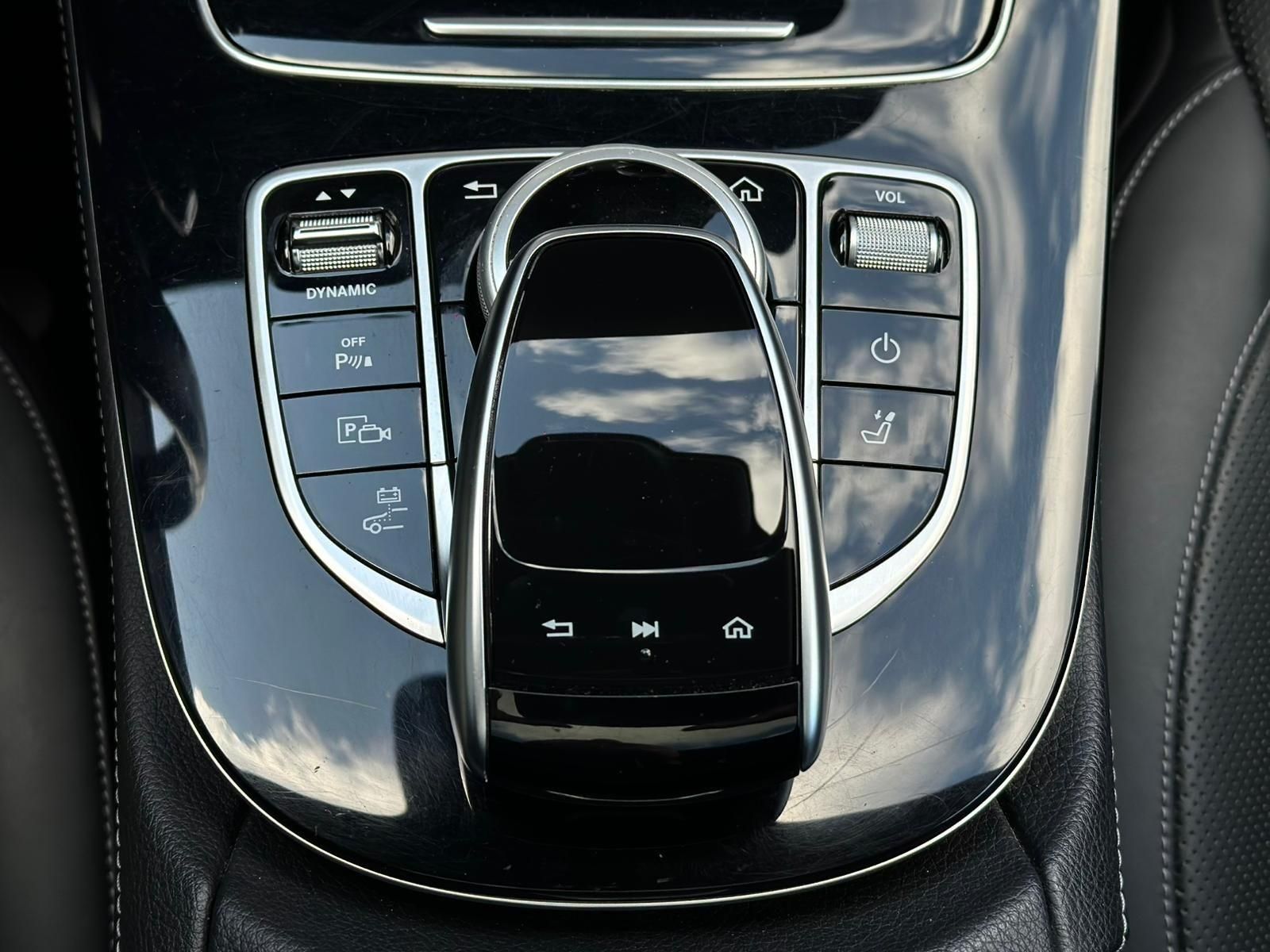 MERCEDES-BENZ E300T de AMG MULTIBEAM#SH#SHZ#360CAM#NAVI#DISTRO - Image 15