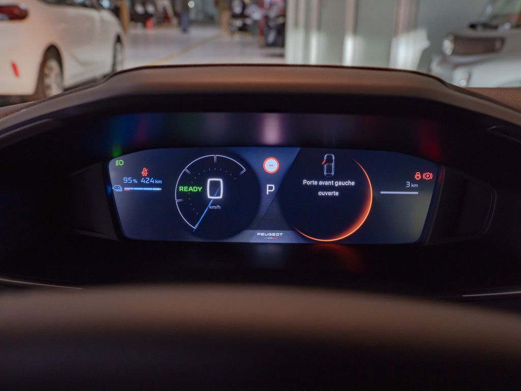 Peugeot e-208 - Bild 24