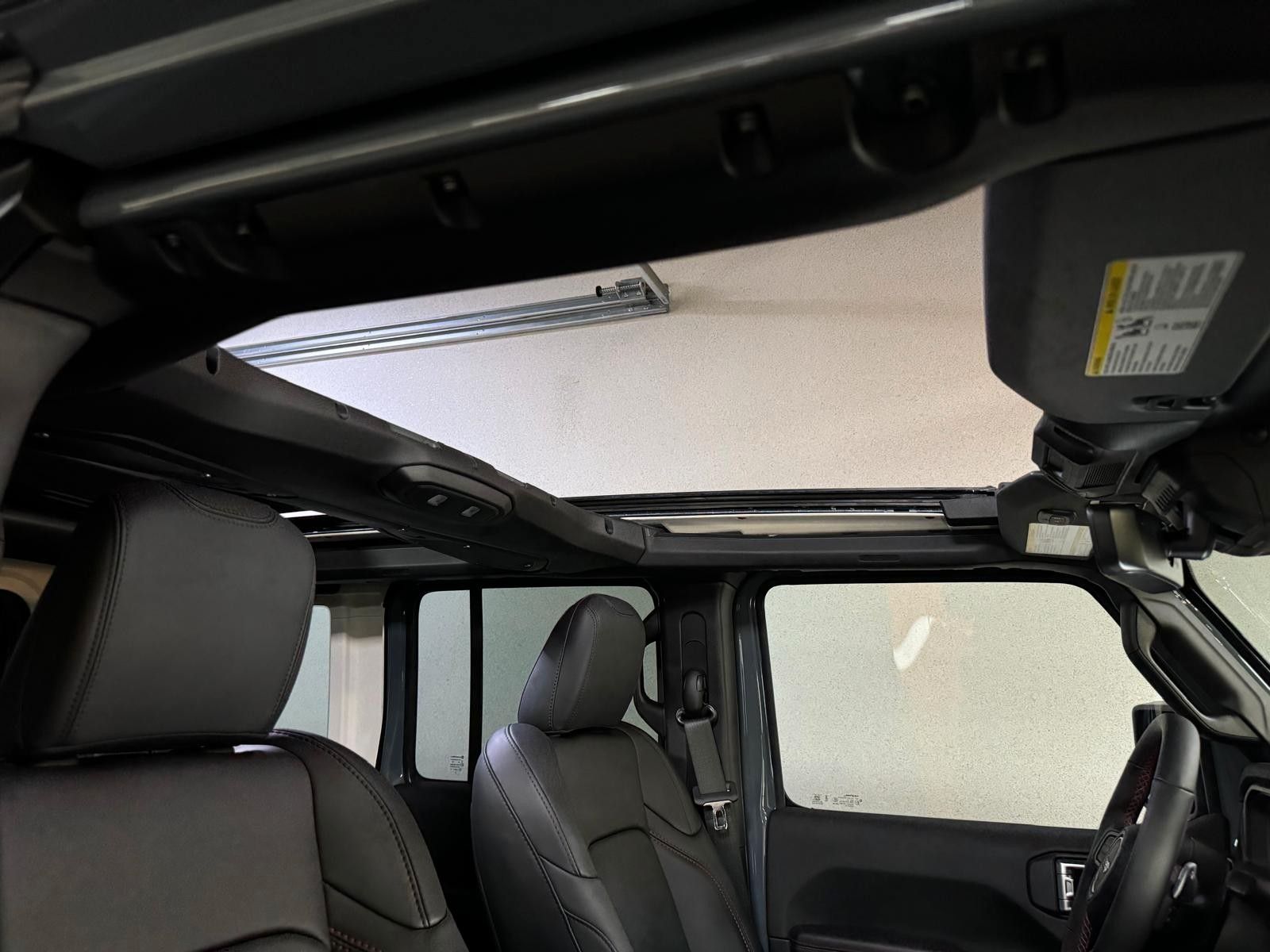 Fahrzeugabbildung Jeep MOAB 392-6.4L HEMI V8-WINDE-SKY ONE-35"