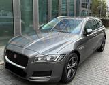 Jaguar XF Sportbrake Pure 2.0 Diesel Automatik - Jaguar XF mit Diesel-Antrieb: 2.0