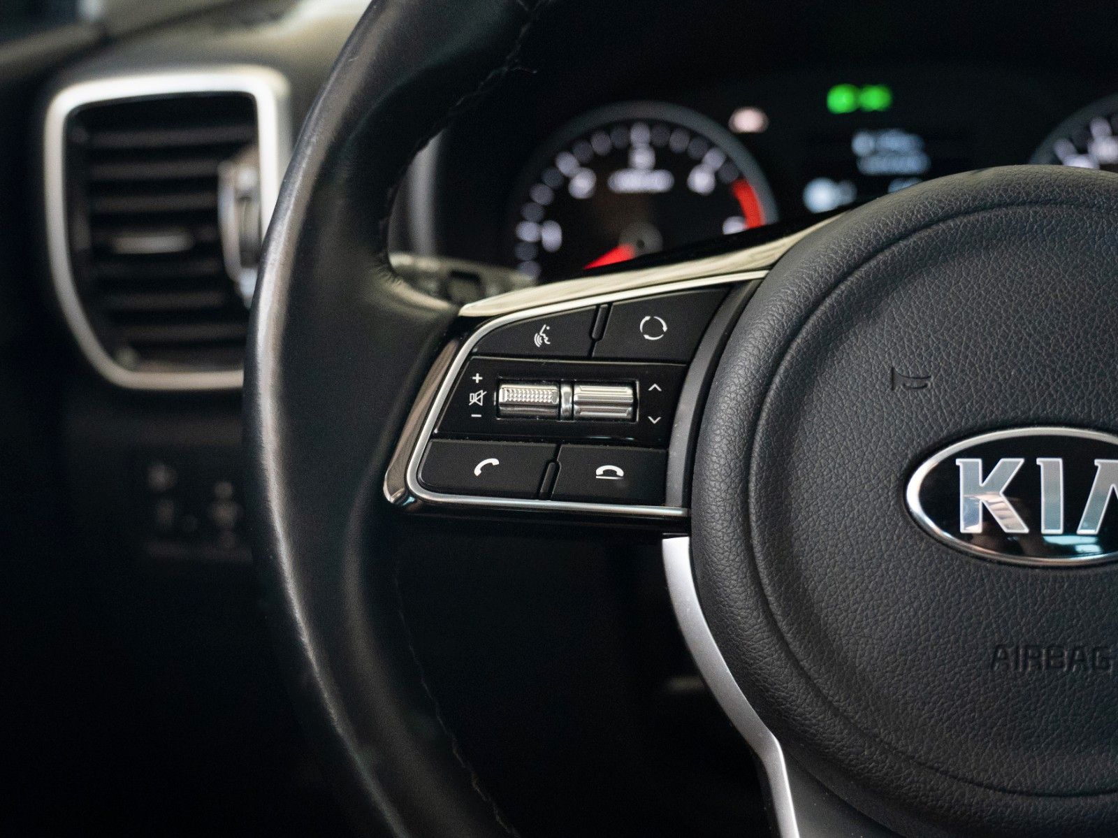 Fahrzeugabbildung Kia Sportage Vision Black Edit. AUTOM./4x4/SITZHZG.