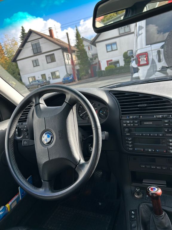 BMW 3 Series 1998
